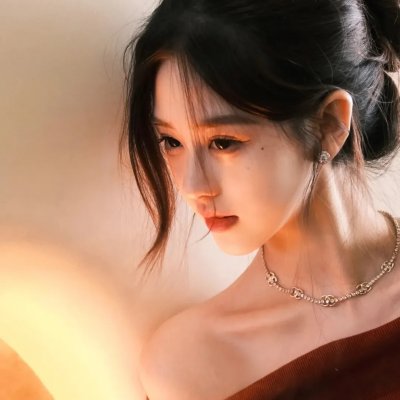 黑珍珠艾曼妞